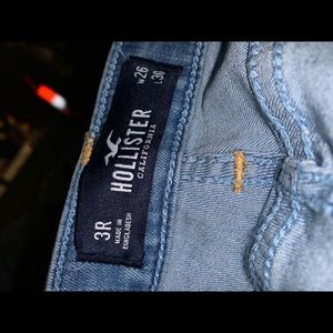 holister curvy high rise supper skinny jeans